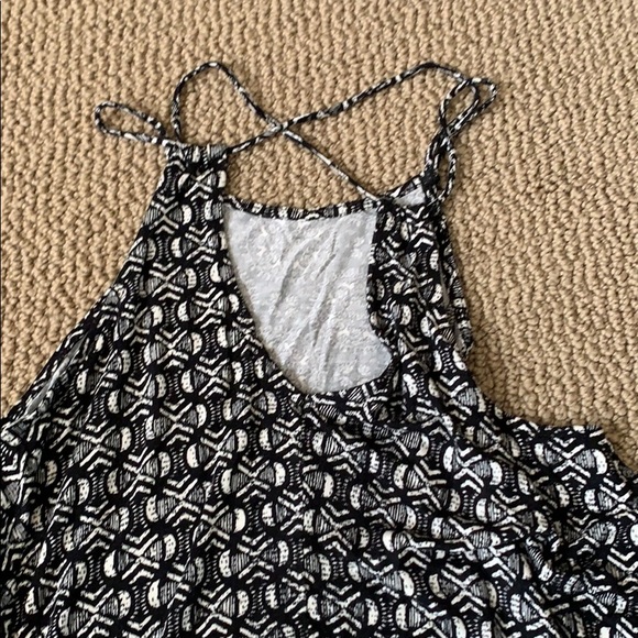 Target Tank Top - Picture 3 of 4